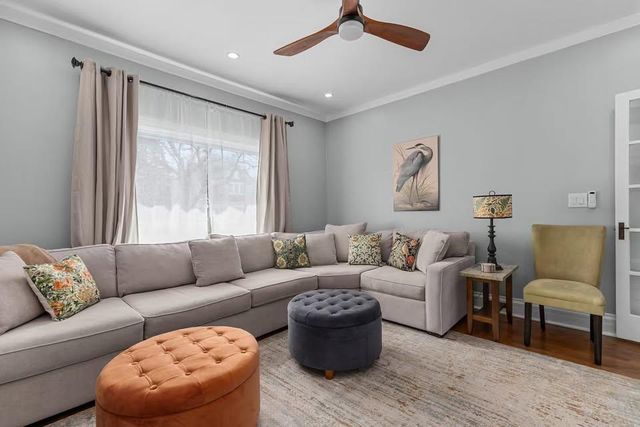 324 E COMMERCIAL STREET, Appleton, WI 54911