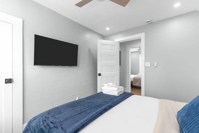 324 E COMMERCIAL STREET, Appleton, WI 54911