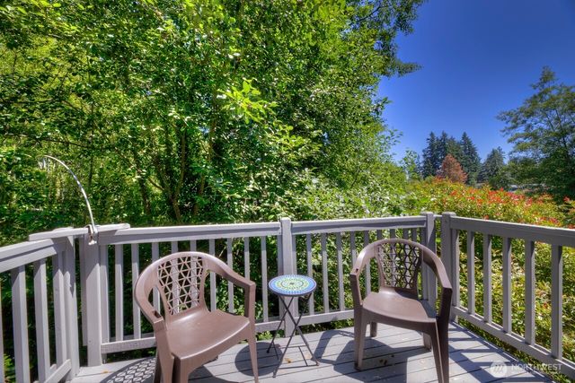 5607 178TH Street SW, Lynnwood, WA 98037