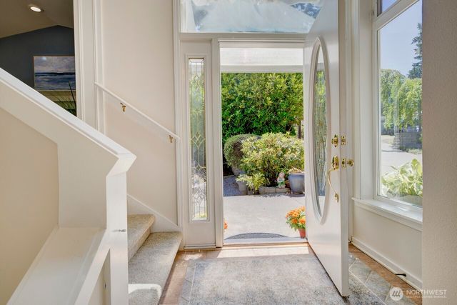 5607 178TH Street SW, Lynnwood, WA 98037