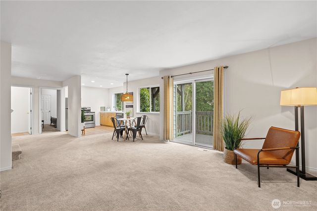 5607 178TH Street SW, Lynnwood, WA 98037