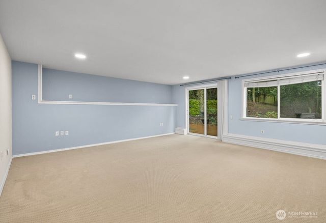 5607 178TH Street SW, Lynnwood, WA 98037