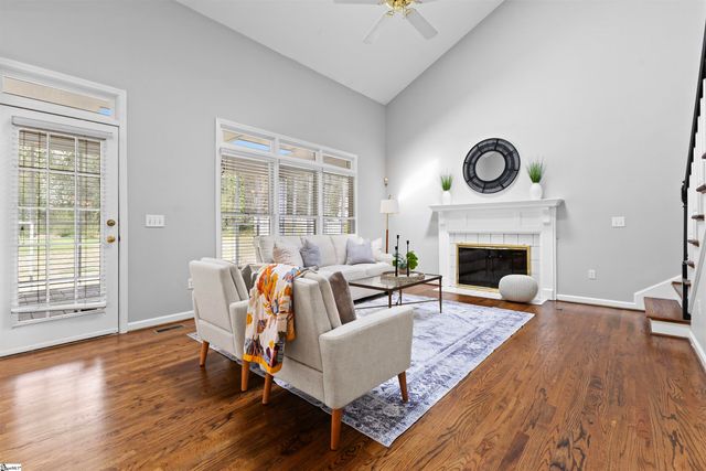 32 English Oak Road, Simpsonville, SC 29681