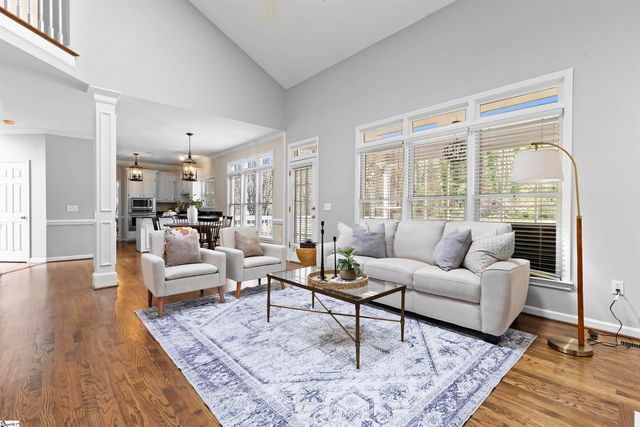 32 English Oak Road, Simpsonville, SC 29681