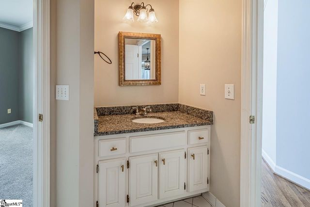 32 English Oak Road, Simpsonville, SC 29681