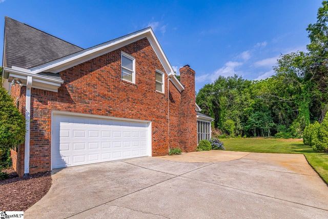 32 English Oak Road, Simpsonville, SC 29681