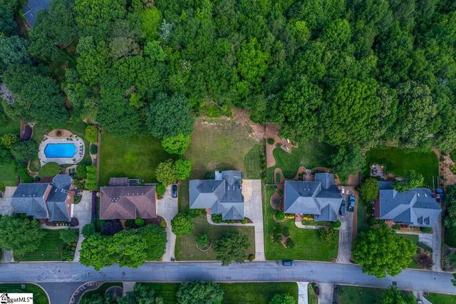 32 English Oak Road, Simpsonville, SC 29681