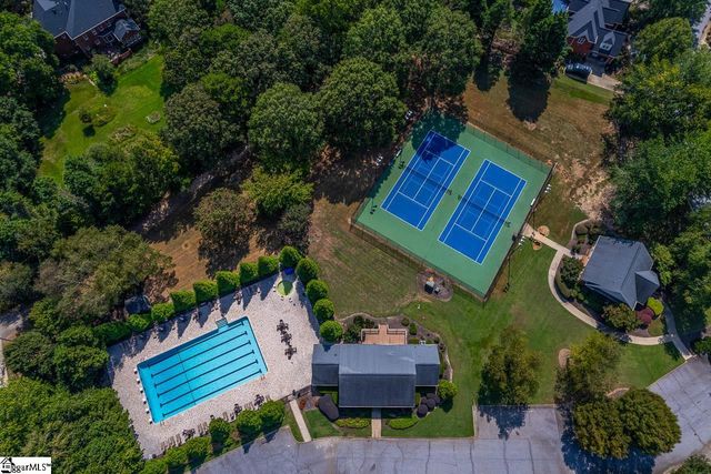 32 English Oak Road, Simpsonville, SC 29681