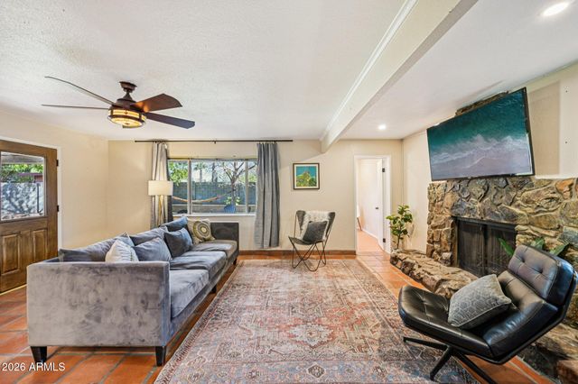 2007 S EL CAMINO Drive, Tempe, AZ 85282