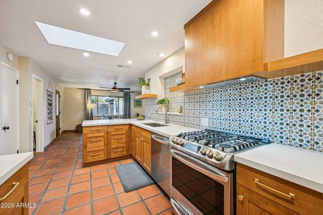 2007 S EL CAMINO Drive, Tempe, AZ 85282