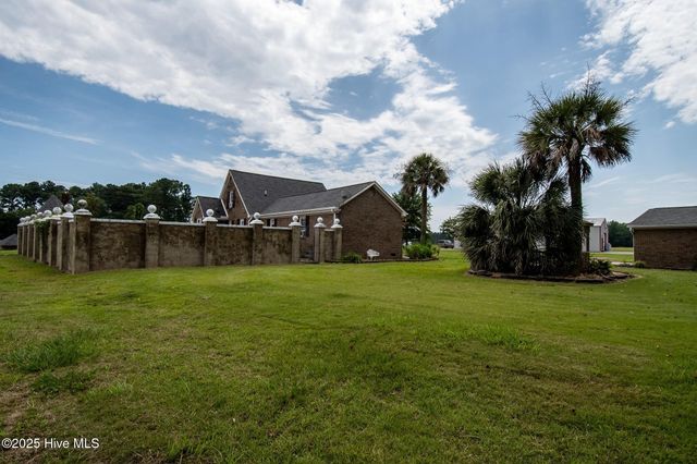 310 Lott Morton Lane, Jacksonville, NC 28546