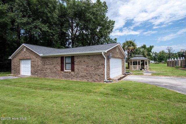 310 Lott Morton Lane, Jacksonville, NC 28546