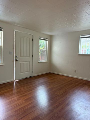 8261-8263 Main St, Mokelumne Hill, CA 95245