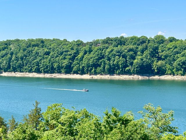 235 Lakeview Drive, Somerset, KY 42503