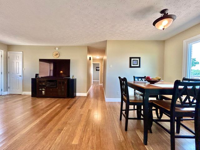 235 Lakeview Drive, Somerset, KY 42503