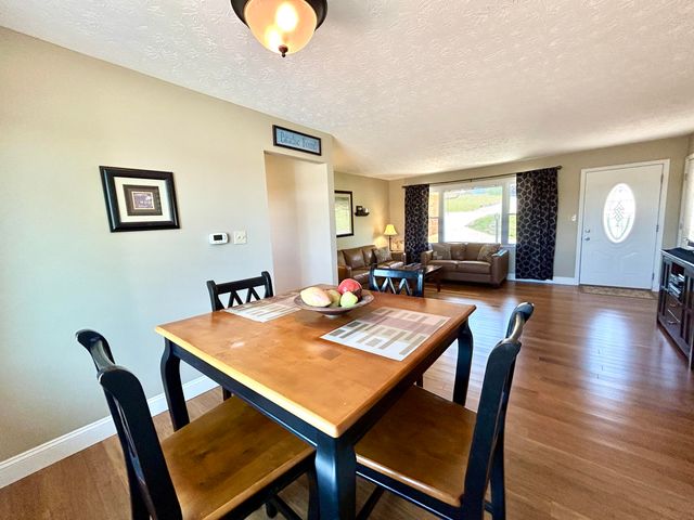 235 Lakeview Drive, Somerset, KY 42503