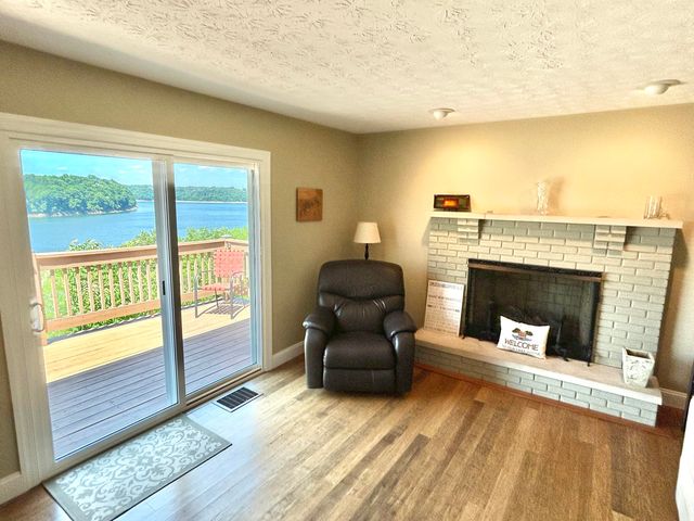 235 Lakeview Drive, Somerset, KY 42503