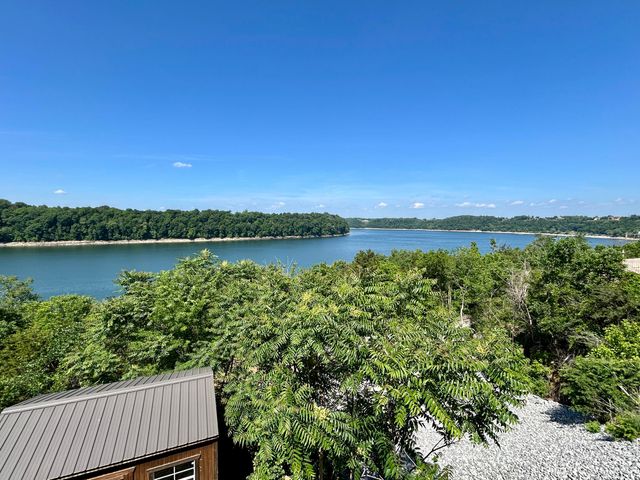 235 Lakeview Drive, Somerset, KY 42503