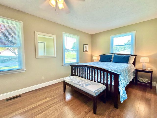 235 Lakeview Drive, Somerset, KY 42503