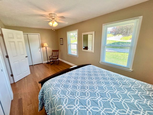 235 Lakeview Drive, Somerset, KY 42503