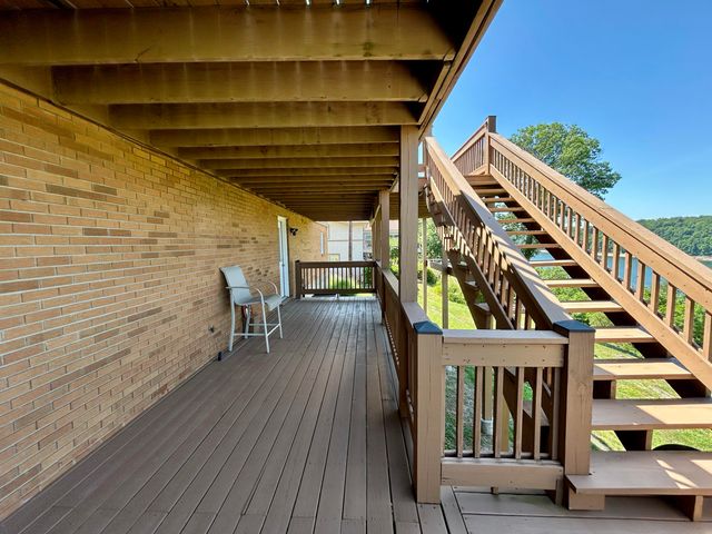 235 Lakeview Drive, Somerset, KY 42503