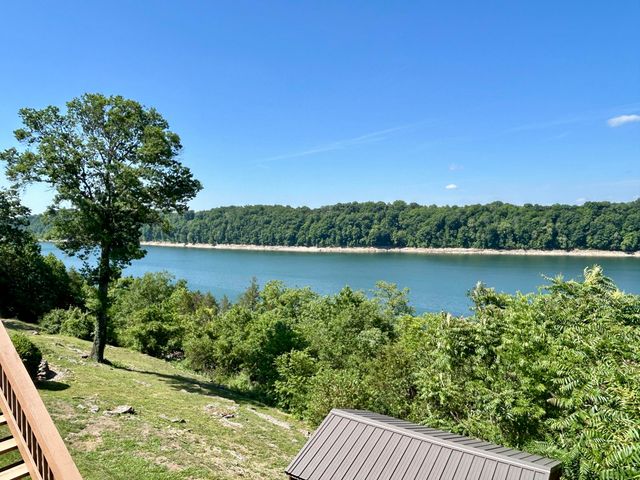 235 Lakeview Drive, Somerset, KY 42503