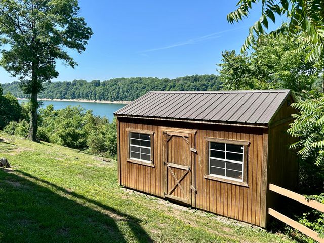 235 Lakeview Drive, Somerset, KY 42503