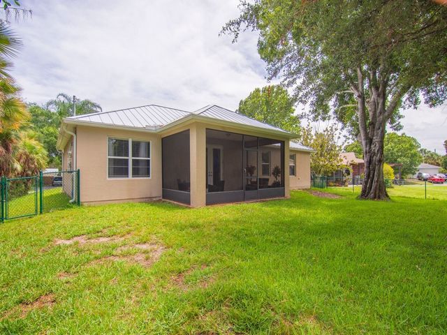 846 Wentworth Street, Sebastian, FL 32958