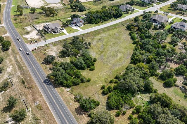 100 Spence LN, Liberty Hill, TX 78642