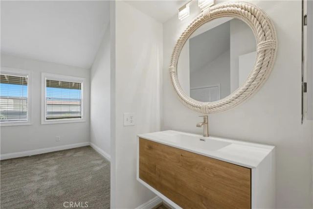 435 Bryson Springs 38, Costa Mesa, CA 92627