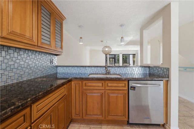 435 Bryson Springs 38, Costa Mesa, CA 92627