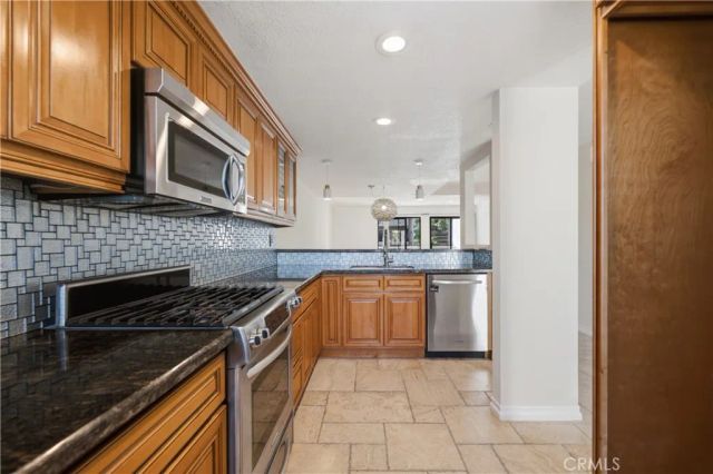435 Bryson Springs 38, Costa Mesa, CA 92627