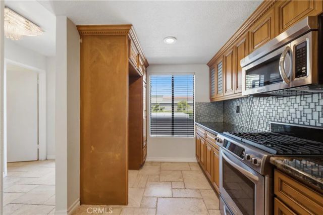 435 Bryson Springs 38, Costa Mesa, CA 92627