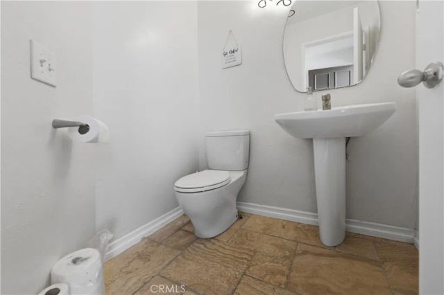435 Bryson Springs 38, Costa Mesa, CA 92627