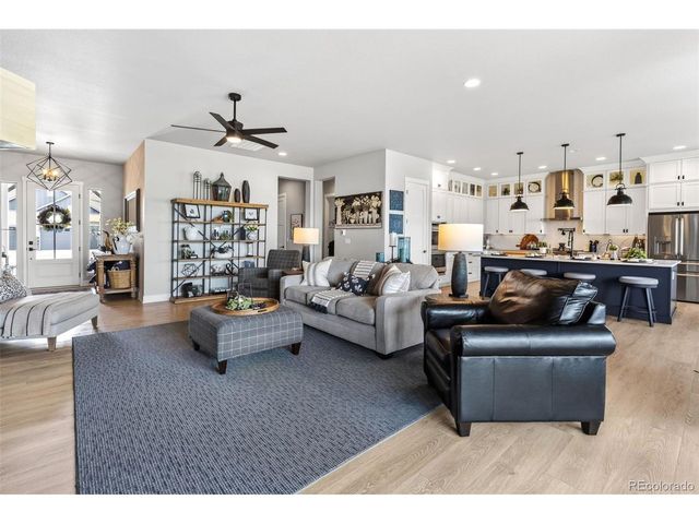 3359 Carabiner St, Castle Rock, CO 80108