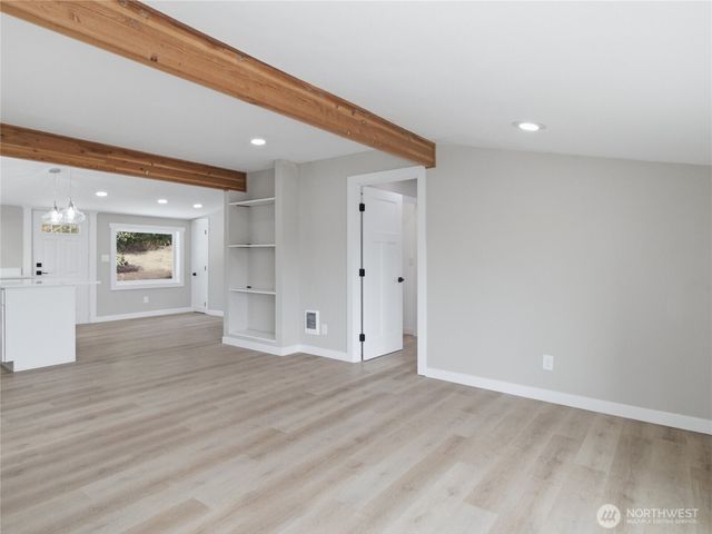 5600 Ocean View Boulevard NE, Bremerton, WA 98311