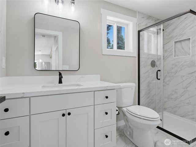 5600 Ocean View Boulevard NE, Bremerton, WA 98311
