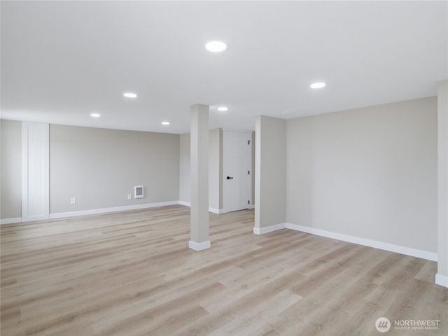 5600 Ocean View Boulevard NE, Bremerton, WA 98311