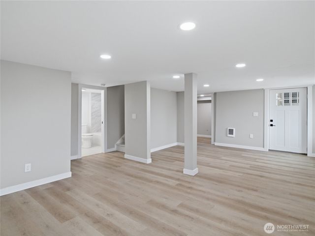 5600 Ocean View Boulevard NE, Bremerton, WA 98311