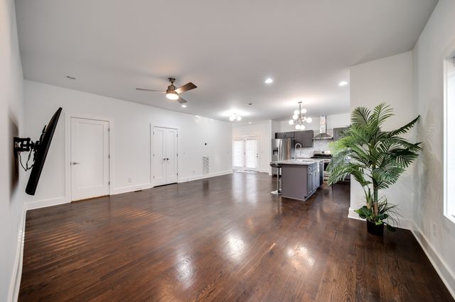 31 Perkins St, Nashville, TN 37210