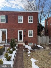 613 S HENRY ST, Alexandria, VA 22314