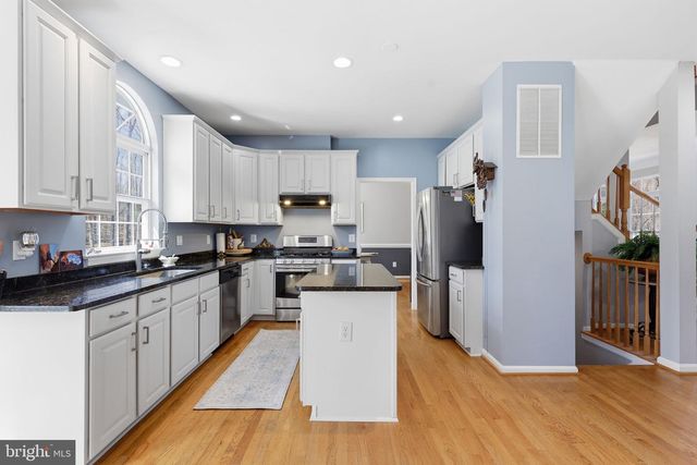 7100 DARK FOREST DR, Manassas, VA 20112