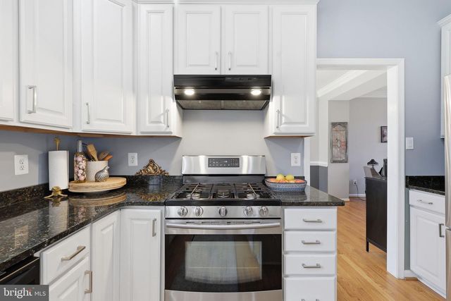 7100 DARK FOREST DR, Manassas, VA 20112