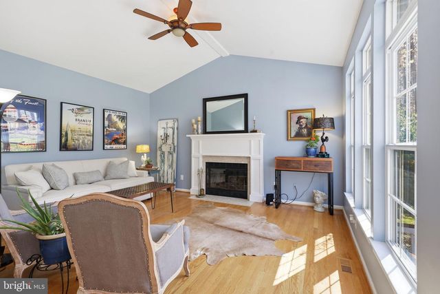 7100 DARK FOREST DR, Manassas, VA 20112