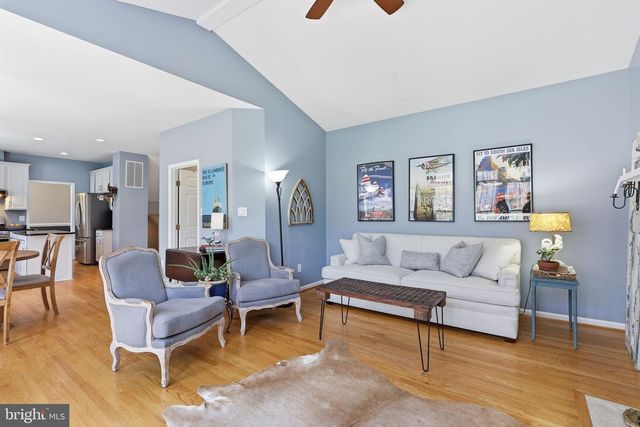 7100 DARK FOREST DR, Manassas, VA 20112