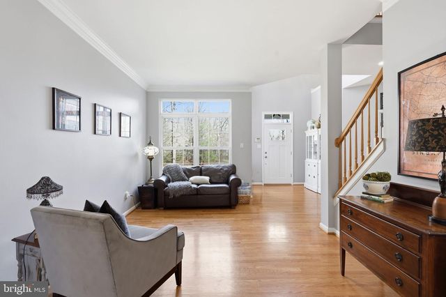 7100 DARK FOREST DR, Manassas, VA 20112