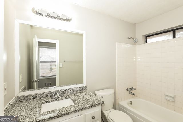 1244 Branchfield Court, Riverdale, GA 30296