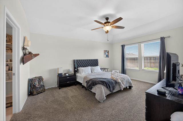 2211 Kingfisher, Crandall, TX 75114