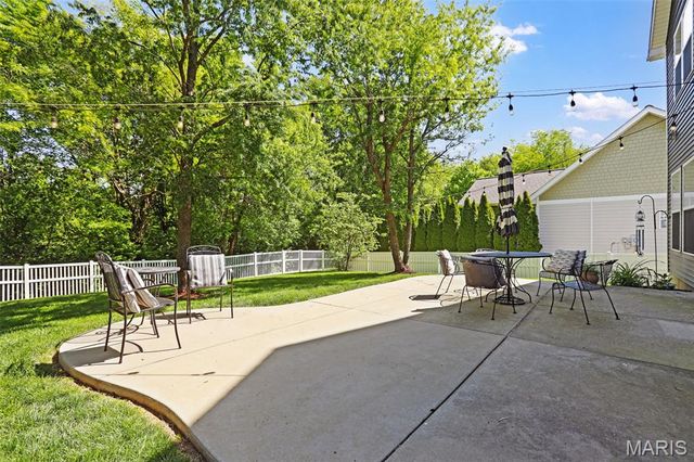 3413 Maple Ridge Drive, Wood River, IL 62095