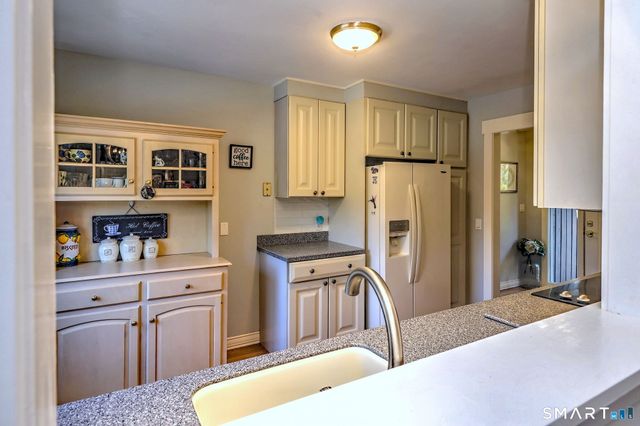 96 Seminole Lane A, Stratford, CT 06614